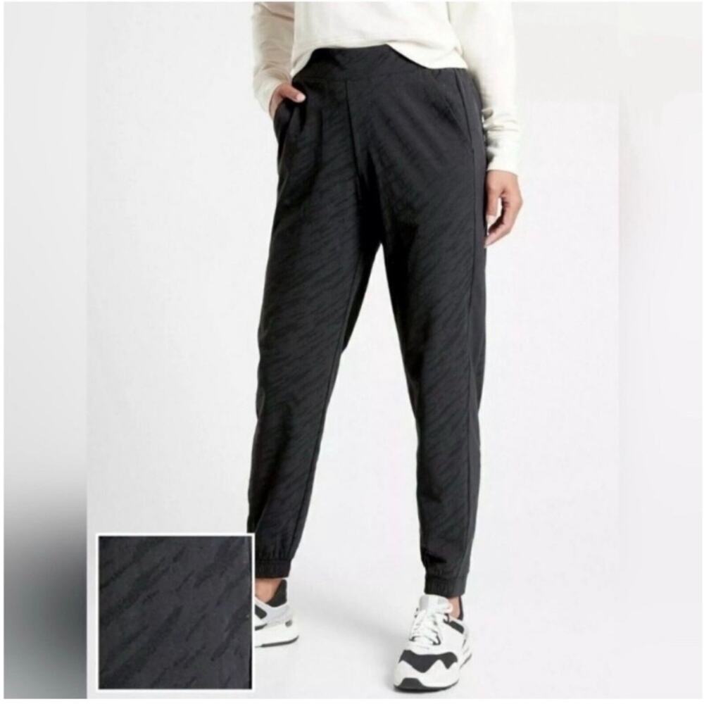Athleta Pants Womens 0 Black Brooklyn Texture Jogger Athletic Travel City Lounge